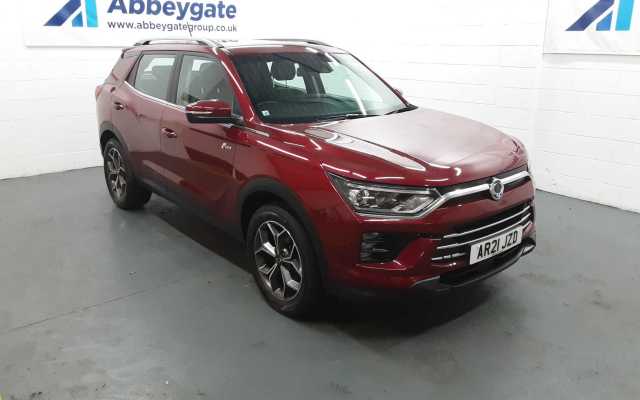 SsangYong Korando 1.5 Petrol Ventura 5 Door 6 Speed Manual 5 Door Petrol Red